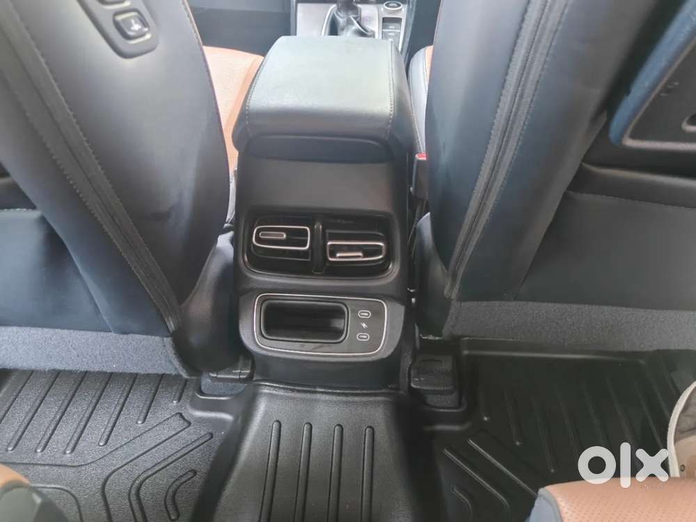 Hyundai Alcazar, 2024, Petrol