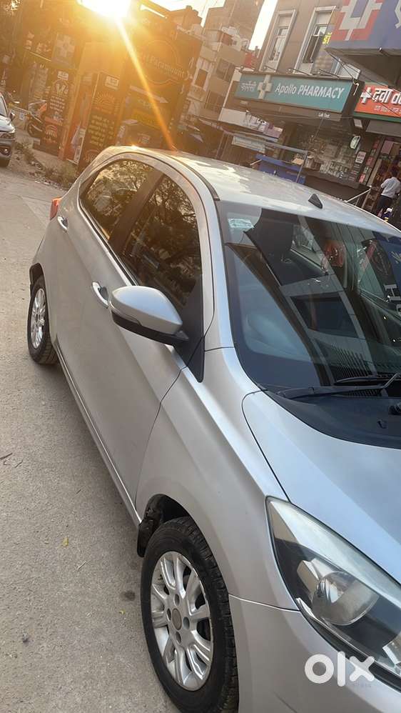 Tata Tiago Petrol 80000 Km Driven