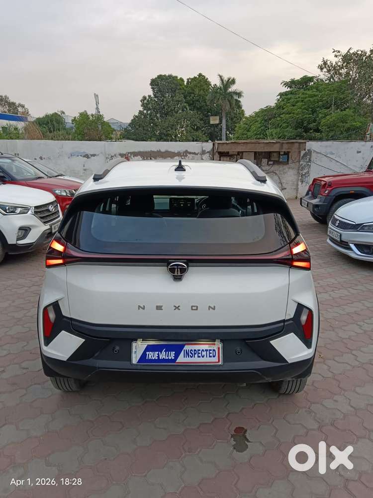 Tata Nexon 1.5 Revotorq Xma Amt, 2025, Petrol