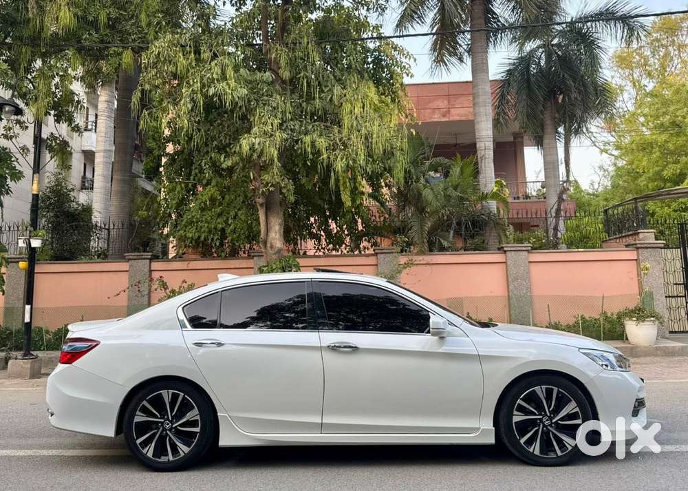 Honda Accord Hybrid Cvt, 2017, Petrol