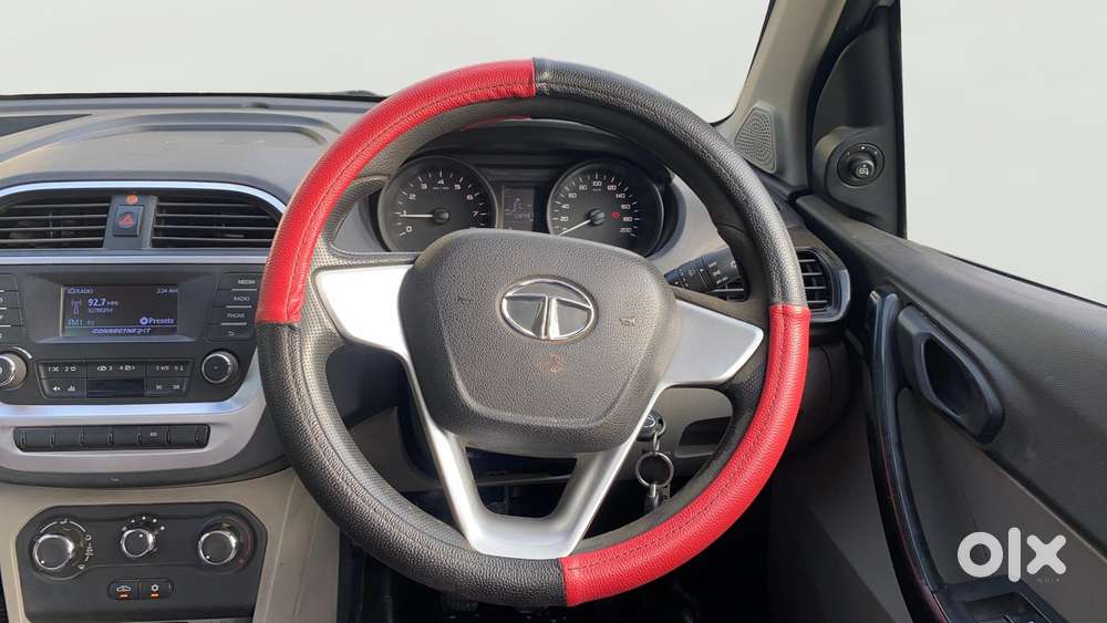 Tata Tiago 1.2 Revotron Xt, 2017, Petrol