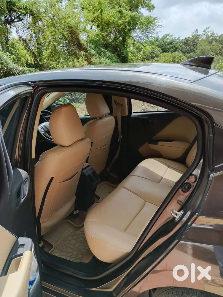 Honda City Petrol 2014 Variant