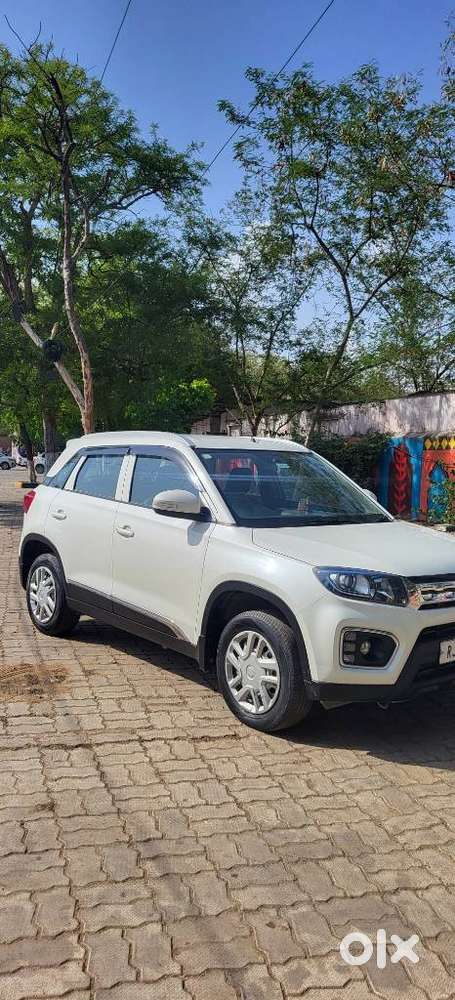 Maruti Suzuki Vitara Brezza 1.5 Lxi, 2022, Petrol