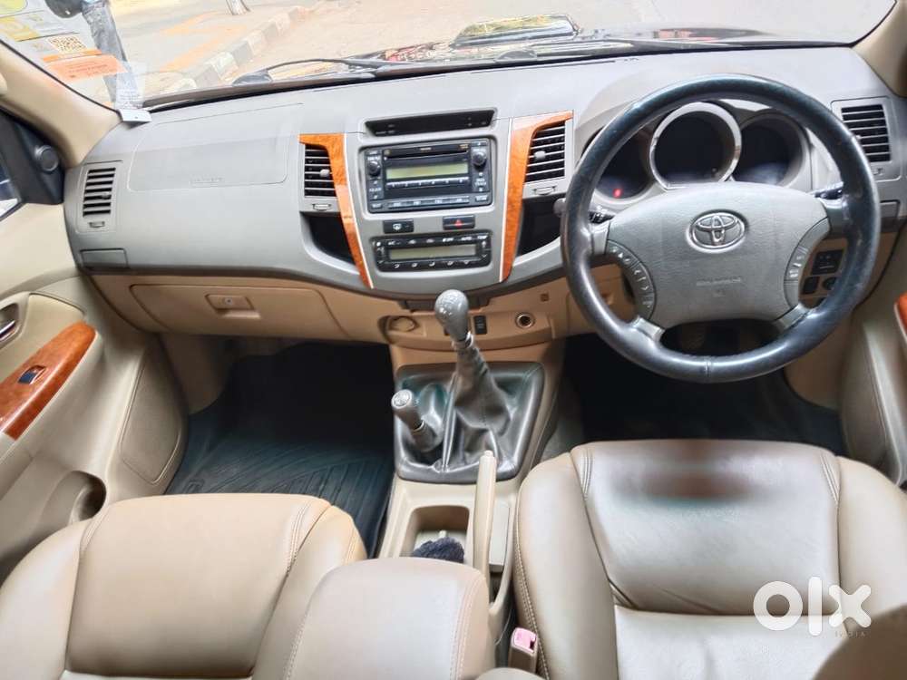 Toyota Fortuner 3.0 4x4 Manual, 2010, Diesel