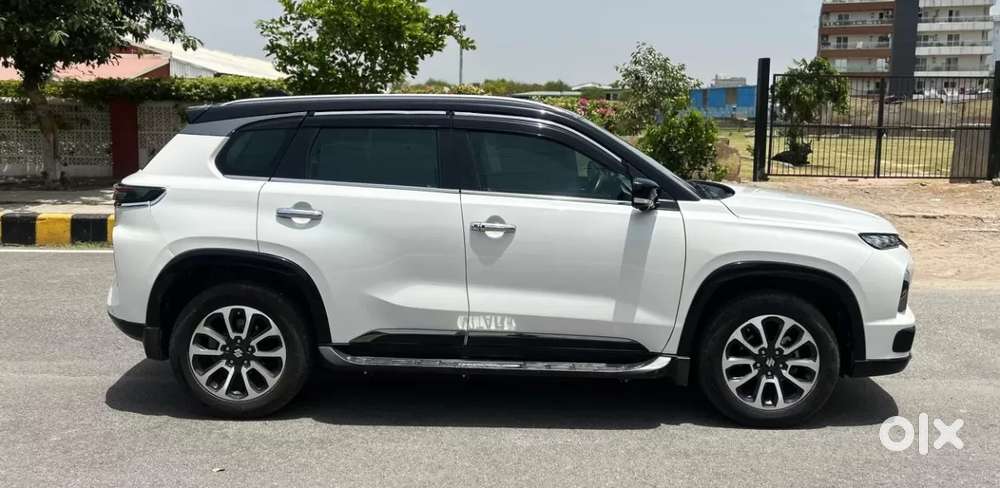 Maruti Suzuki Grand Vitara 1.5 Alpha Plus Intelligent Hybrid Ecvt, 2..