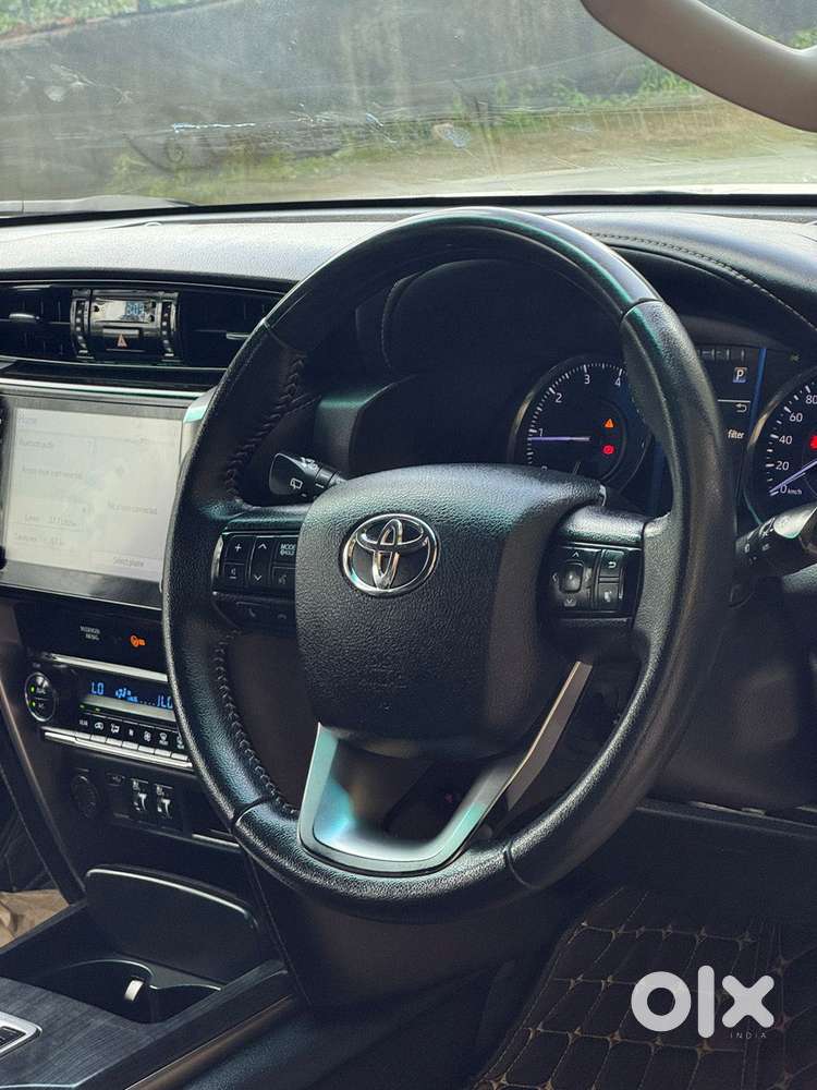 Toyota Fortuner [2021-ongoing] 2.8 2wd Diesel At, 2022, Diesel