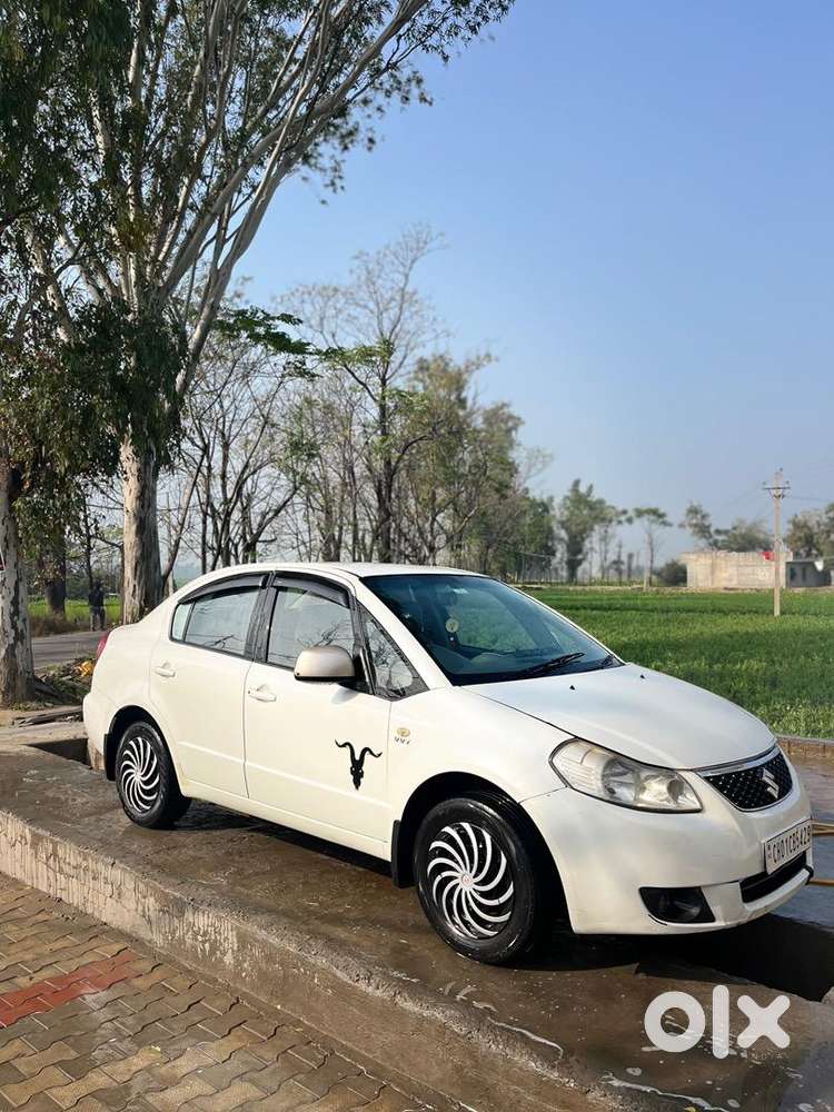 Maruti Suzuki Sx4 2013
