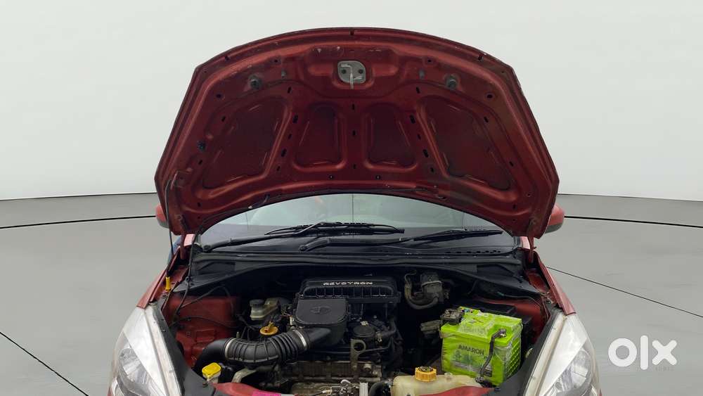 Tata Tiago 1.2 Revotron Xt, 2017, Petrol