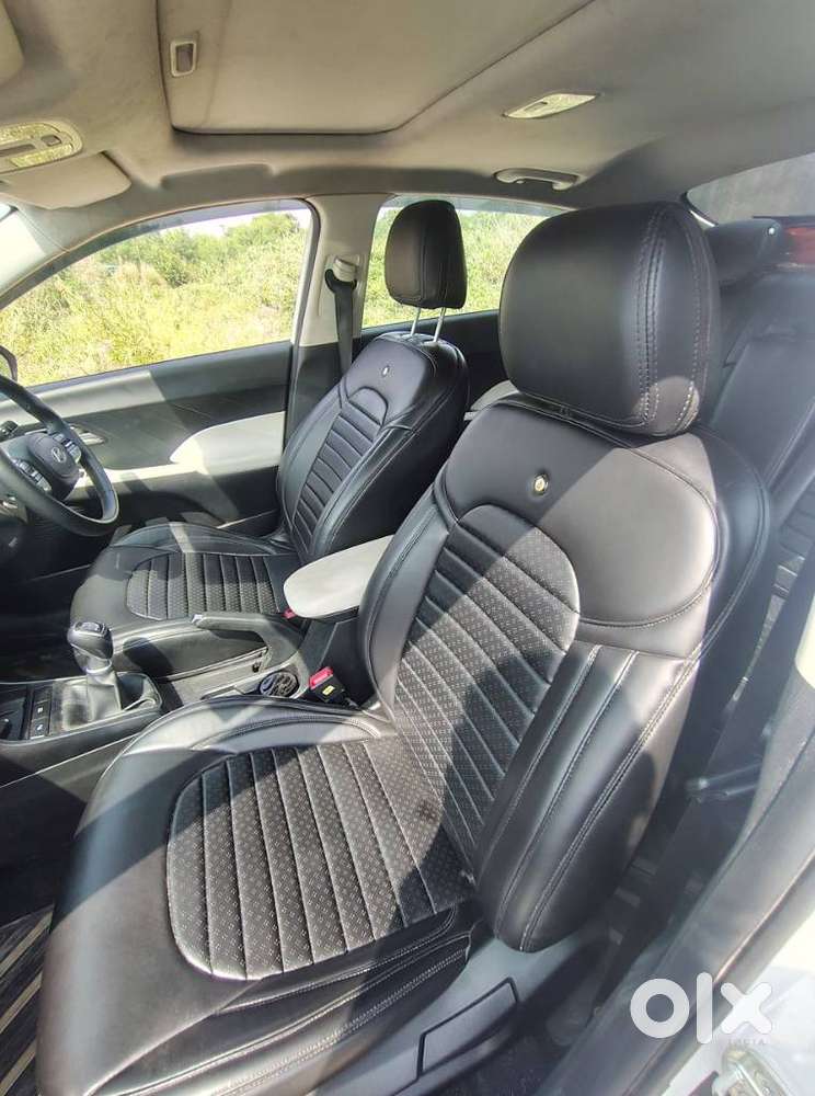 Hyundai Verna 1.5 Mpi Mt Sx (o), 2023, Petrol