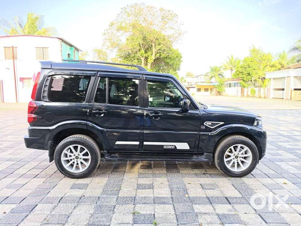 Mahindra Scorpio S11 Mt 7s, 2023, Diesel