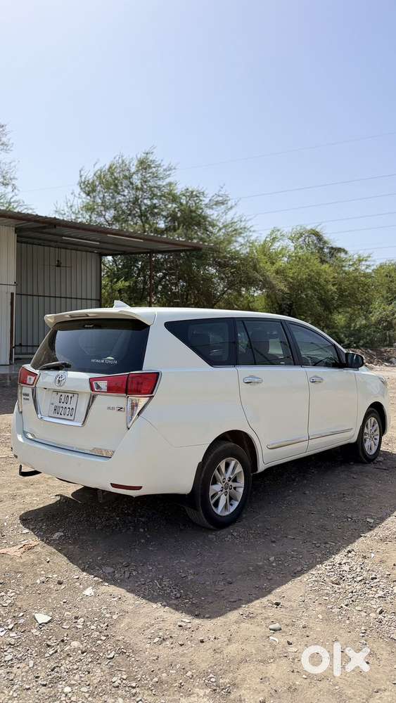 Toyota Innova Crysta 2.8 Zx At, 2017, Diesel
