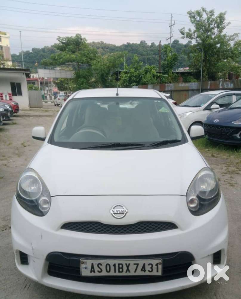 Nissan Micra Active, 2016, Petrol