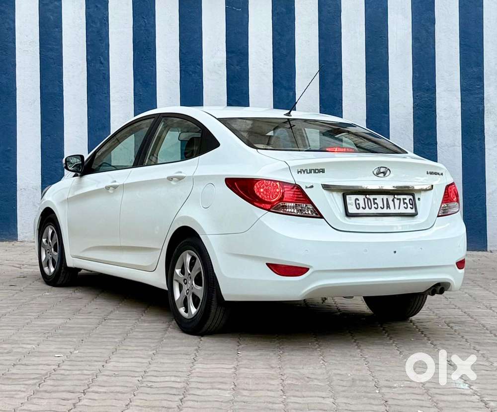 Hyundai Verna, 2012, Petrol