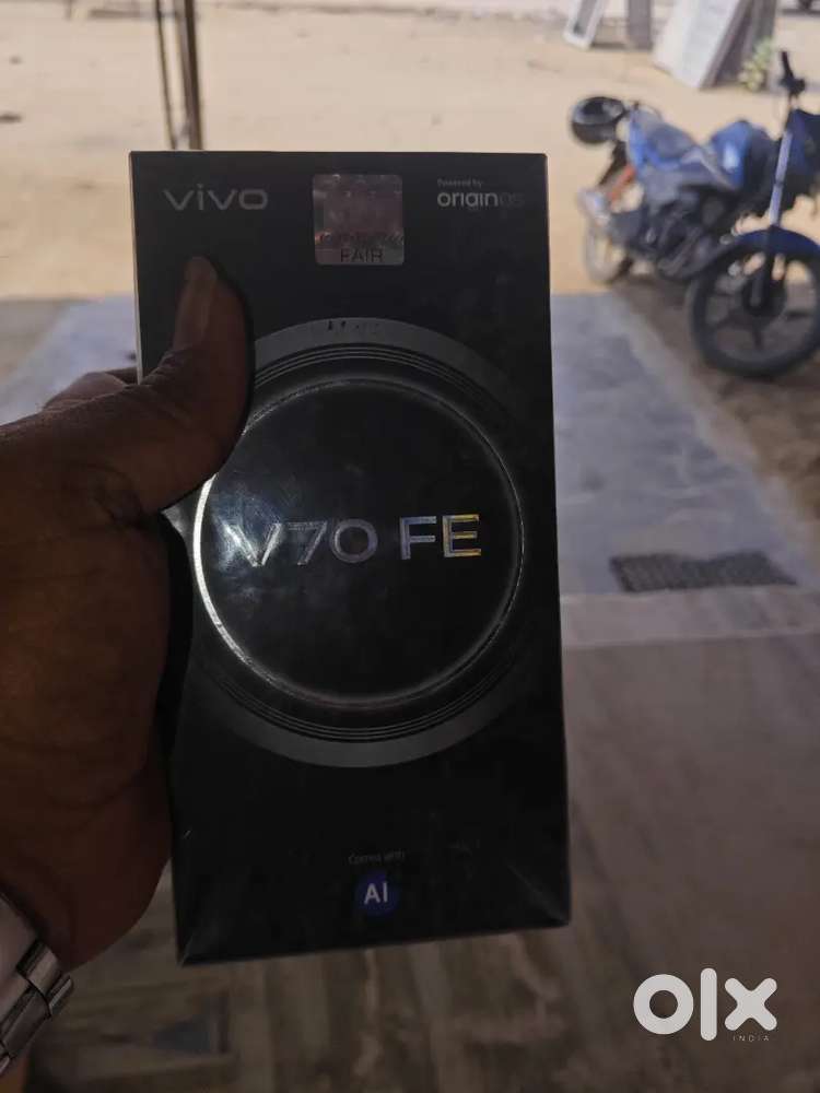Vivo V70 FE 7 Days Old & Like New Condition