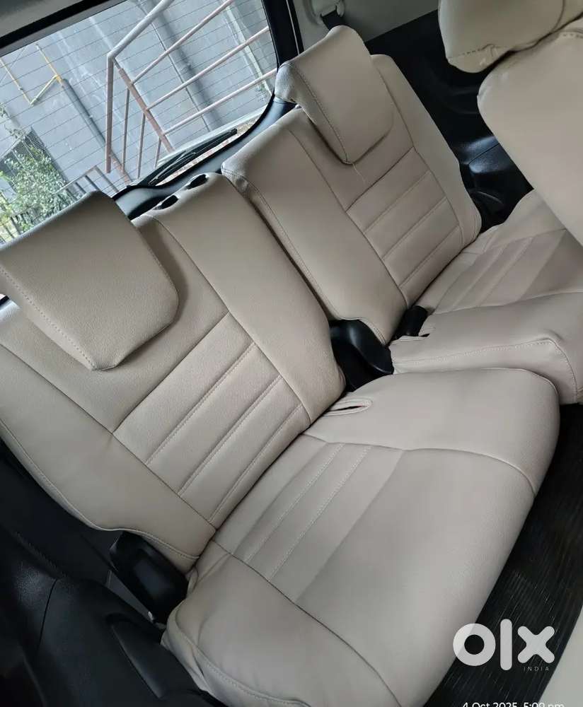 Toyota Innova Crysta 2016 Diesel Automatic 105000 Km Driven