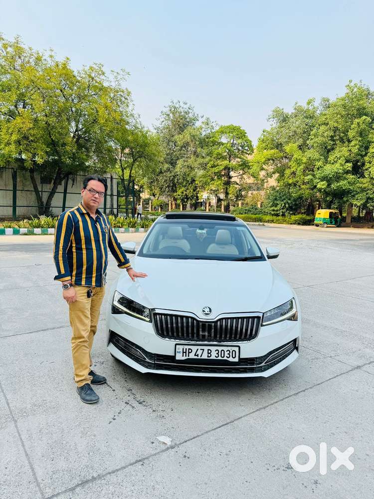 Skoda Superb 2.0 L&k Tsi At, 2022, Petrol