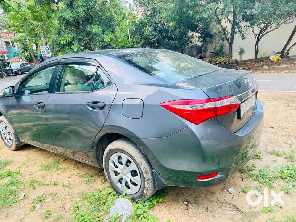 Toyota Corolla Altis 2017 1.8 J Petrol 44000 Kms