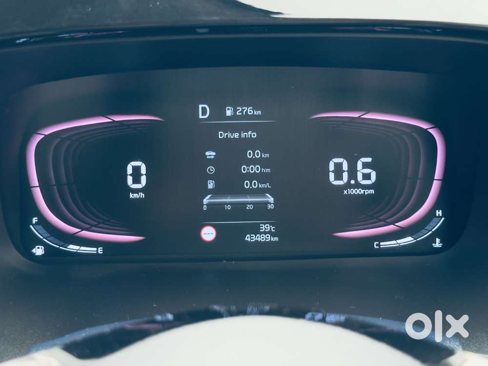 Kia Carens 1.5 Luxury Plus Diesel At 6 Str, 2022, Diesel