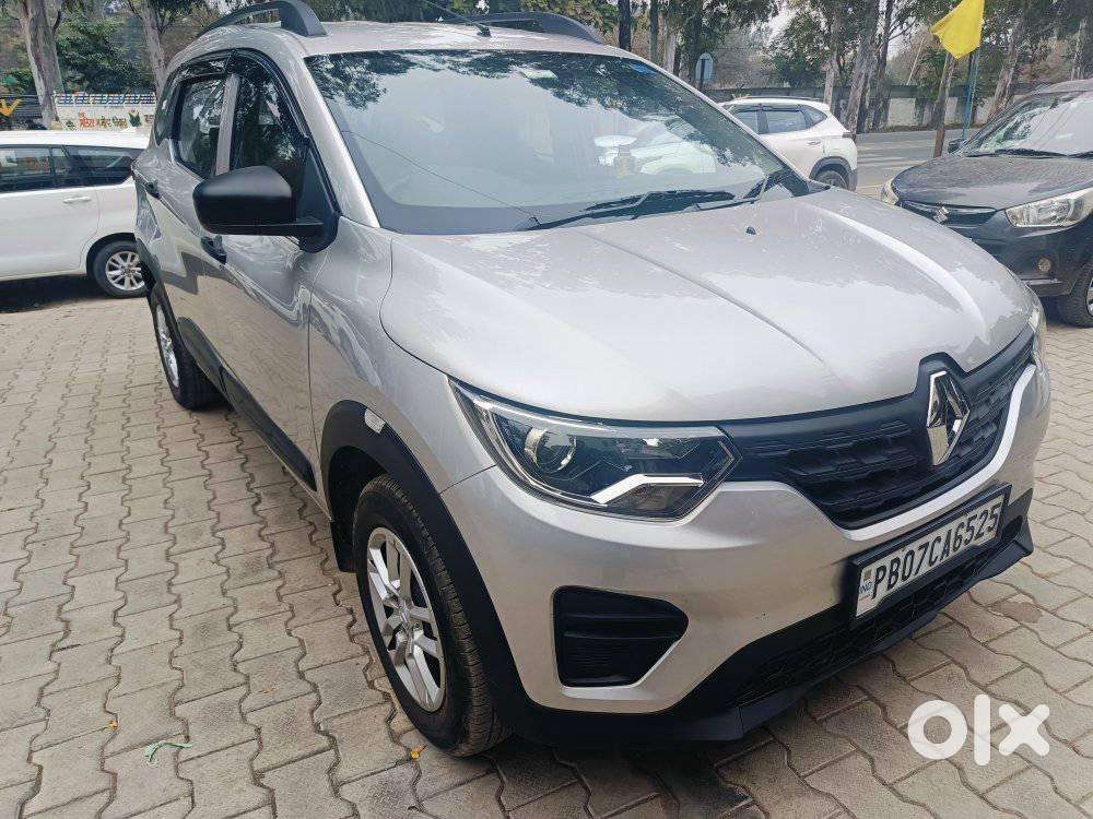 Renault Triber Rxl, 2022, Petrol