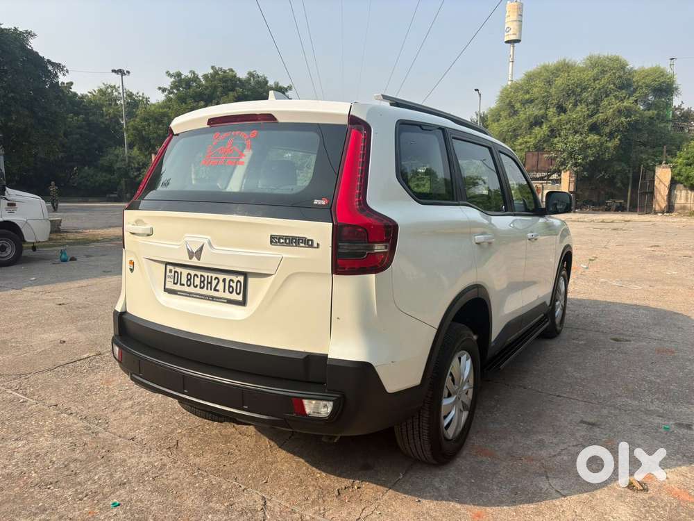 Mahindra Scorpio N Z2 Petrol Mt 7 Str, 2024, Petrol