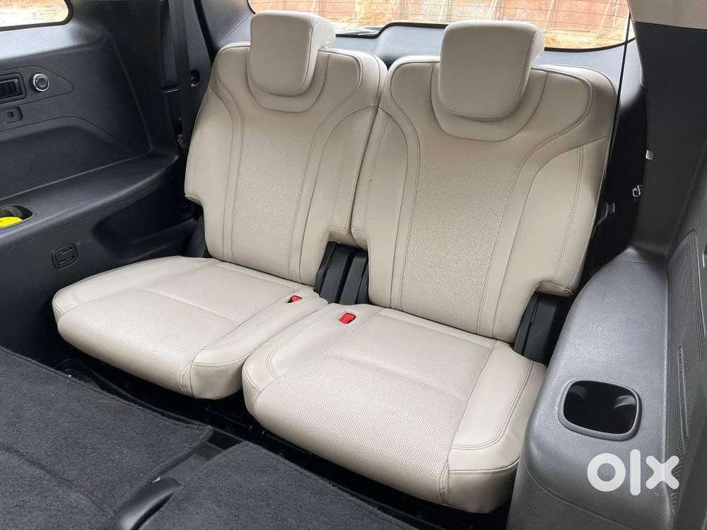 Mahindra Xuv700 2.2 Ax 7 Diesel At Luxury Pack Str, 2021, Diesel