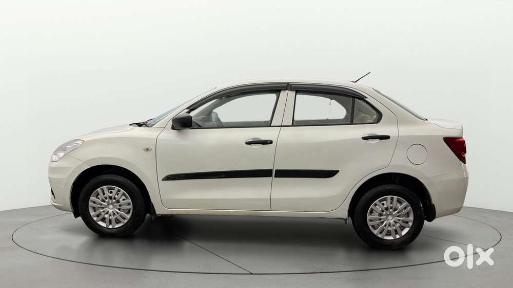 Maruti Suzuki Dzire 1.2 Lxi, 2022, Petrol
