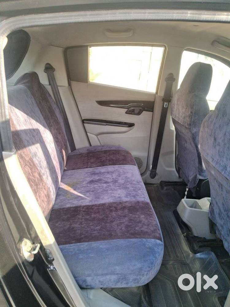 Mahindra Kuv 100, 2016, Petrol