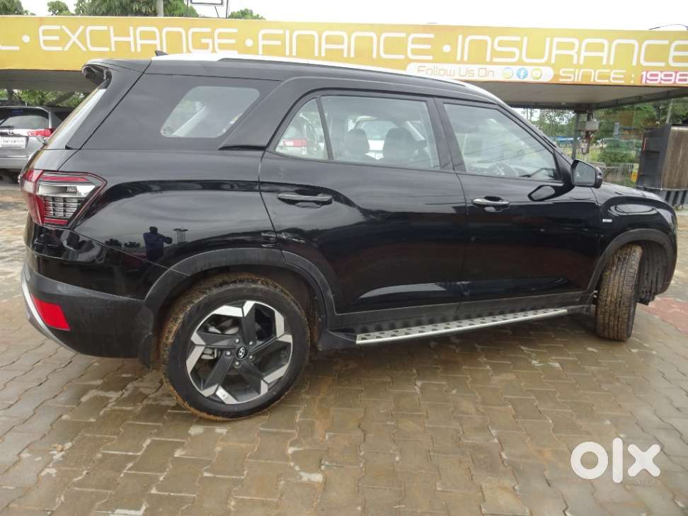 Hyundai Alcazar 2.0 Platinum (o) Petrol At 7 Str, 2023, Petrol