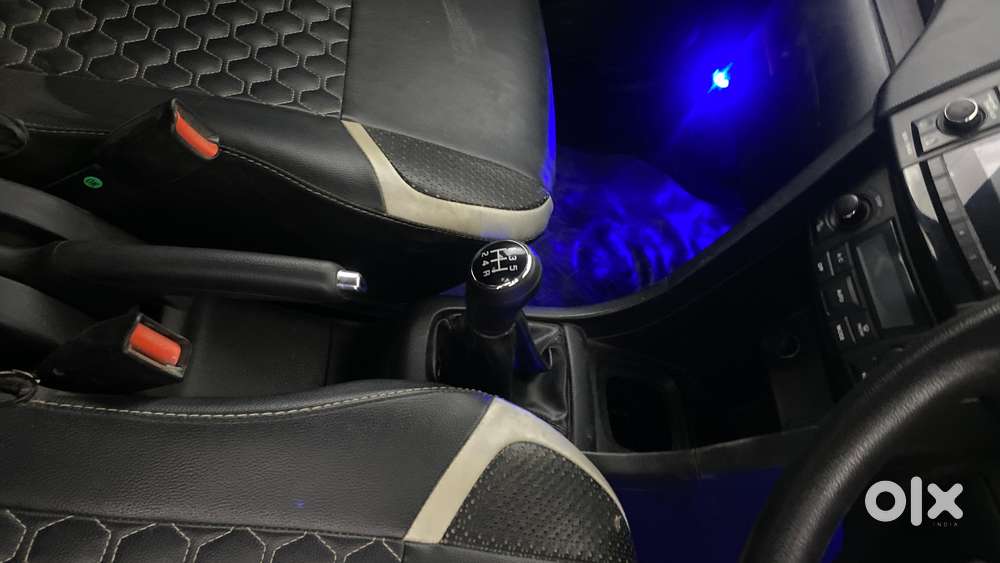 Maruti Suzuki Swift Zxi, 2016, Petrol