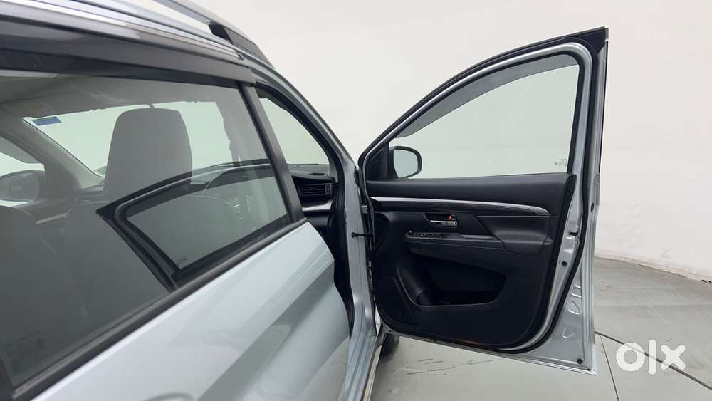Maruti Suzuki Xl6 1.5 Zeta Mt, 2025, Petrol