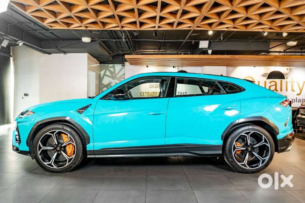 Lamborghini Urus V8, 2021, Petrol
