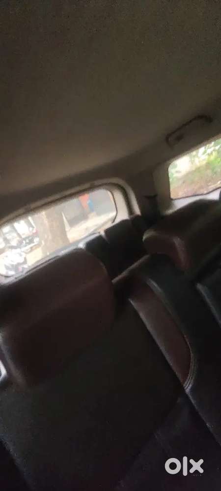 Need To Sell Immediately - Mahindra Xuv500 Diesel W8 2014 Manual