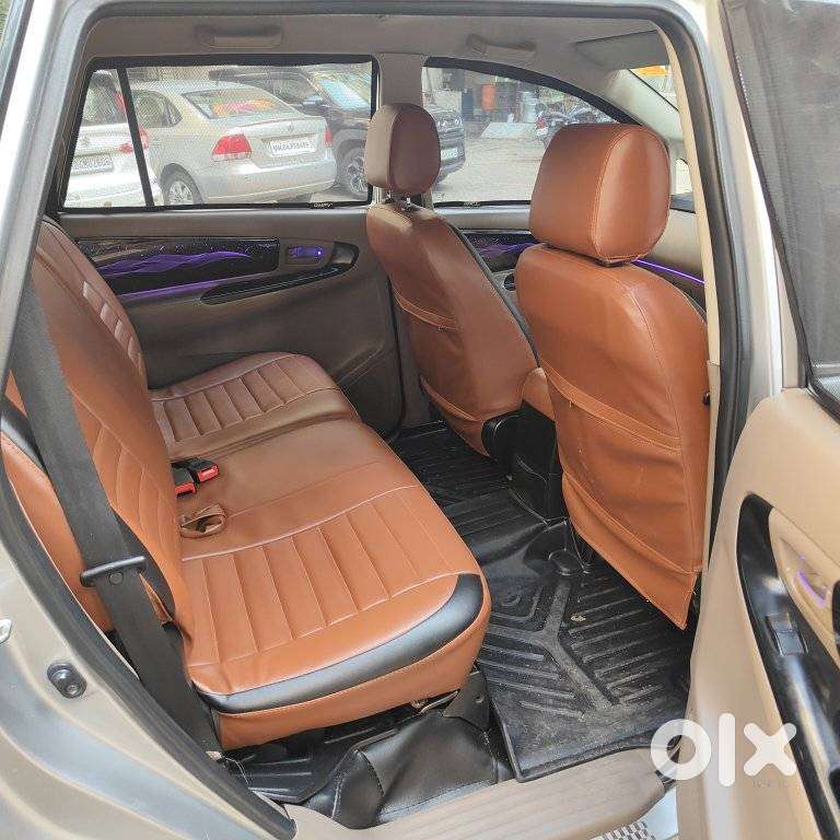 Toyota Innova 2.5 G (diesel) 8 Seater Bs Iv, 2016, Diesel
