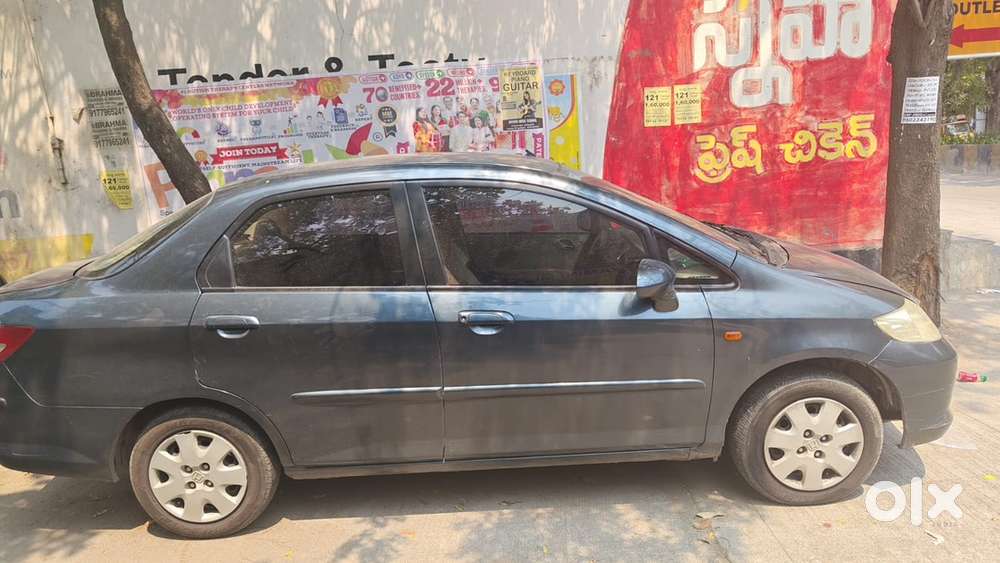 Honda City Zx Petrol 2004
