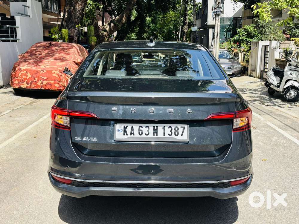 Skoda Slavia 1.5 TSI Style AT, 2022, Petrol