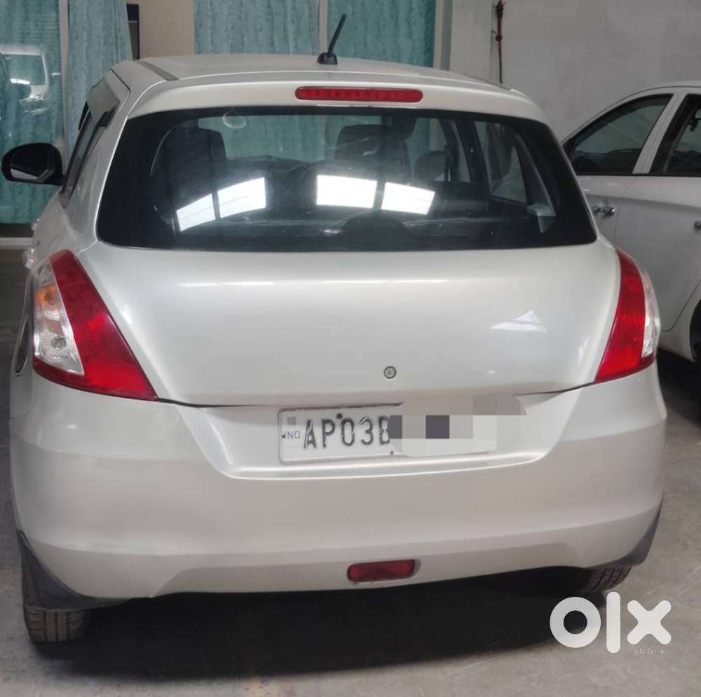 Maruti Suzuki Swift Vxi, 2016, Petrol