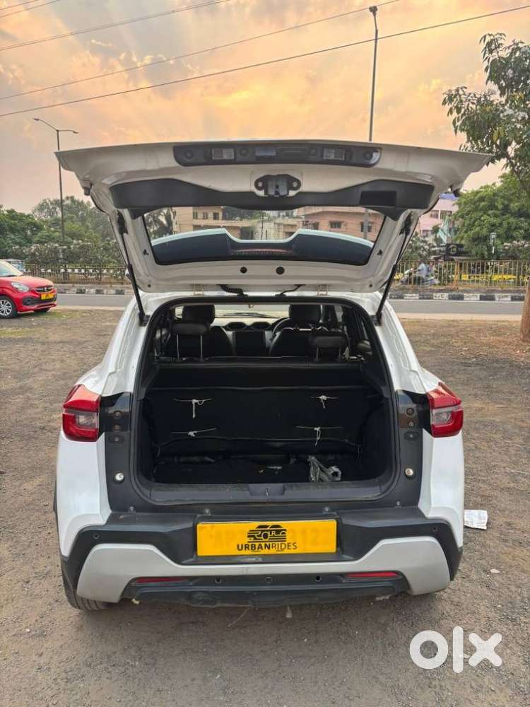 Nissan Magnite 1.0 Xe, 2022, Petrol