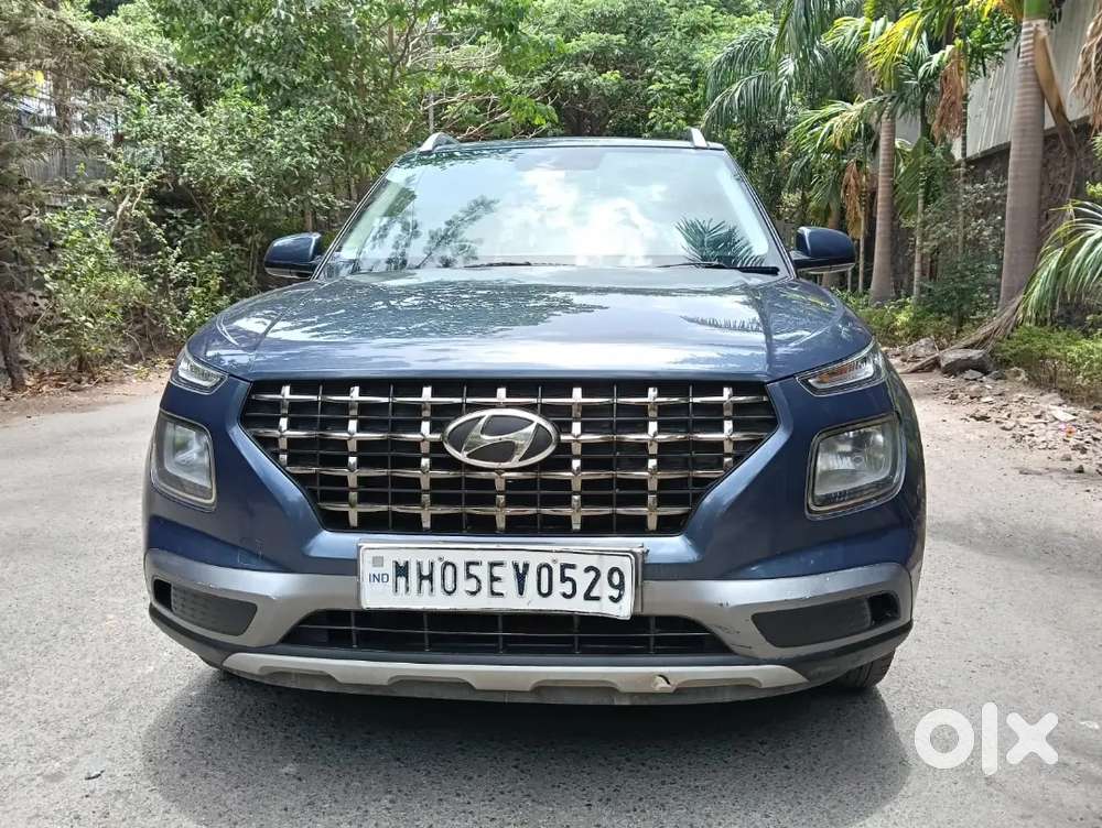 Hyundai Venue 2022 Petrol 68000 Km Driven