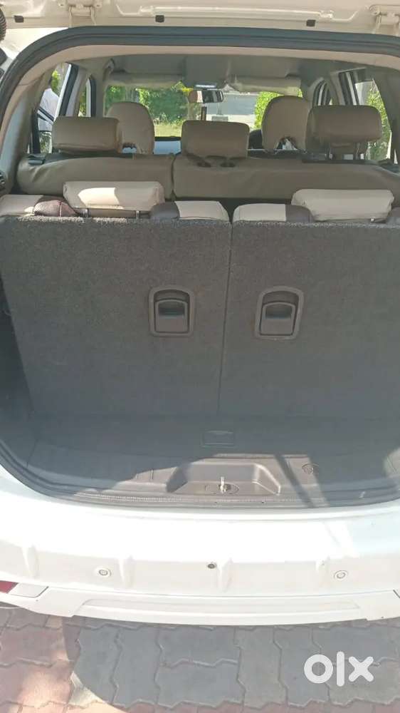 Mahindra Xuv500
(2019 December)  
Diesel 
Original Condition