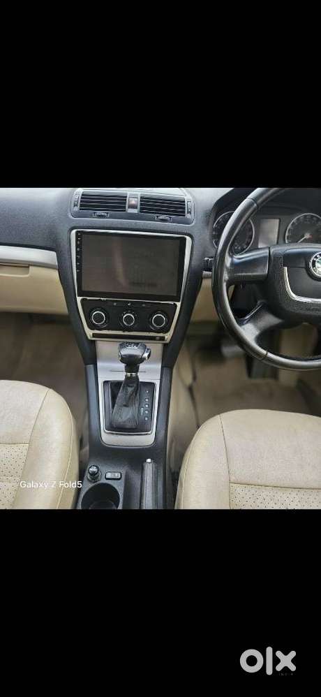 Skoda Laura Ambition 2.0 Tdi Cr At, 2010, Diesel
