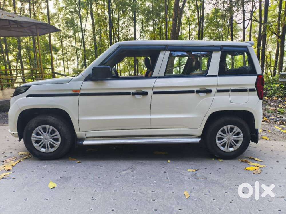 Mahindra Bolero Neo N4, 2021