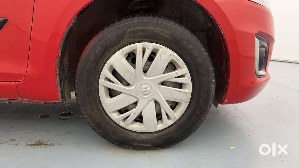 Maruti Suzuki Swift Vvt Vxi, 2014, Petrol