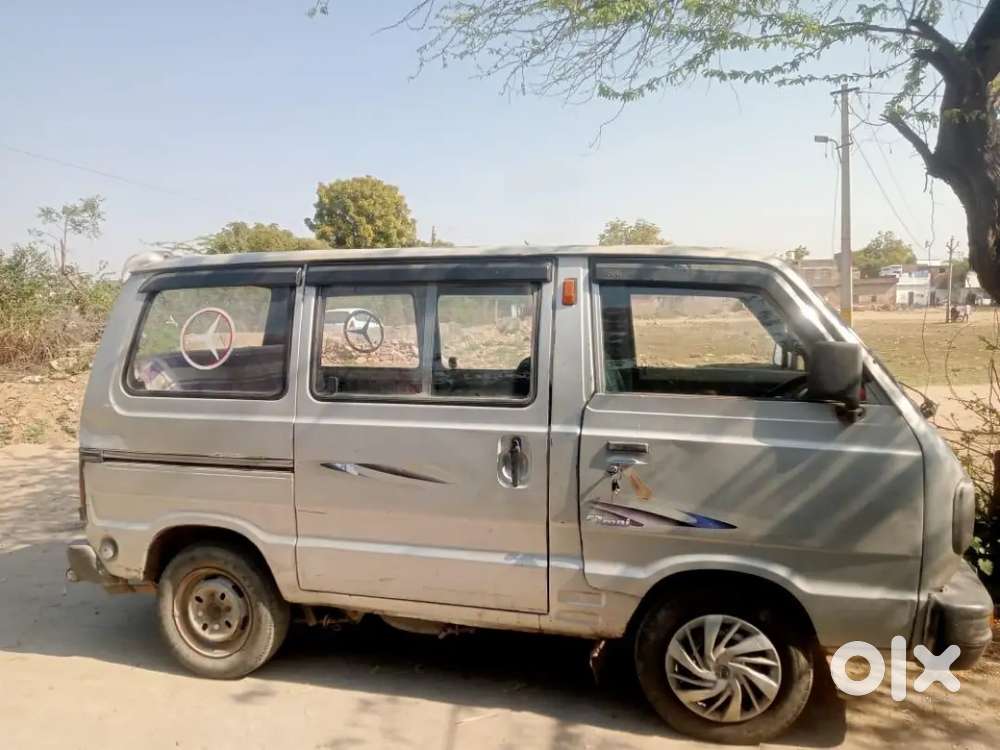 Maruti Suzuki Omni 2013