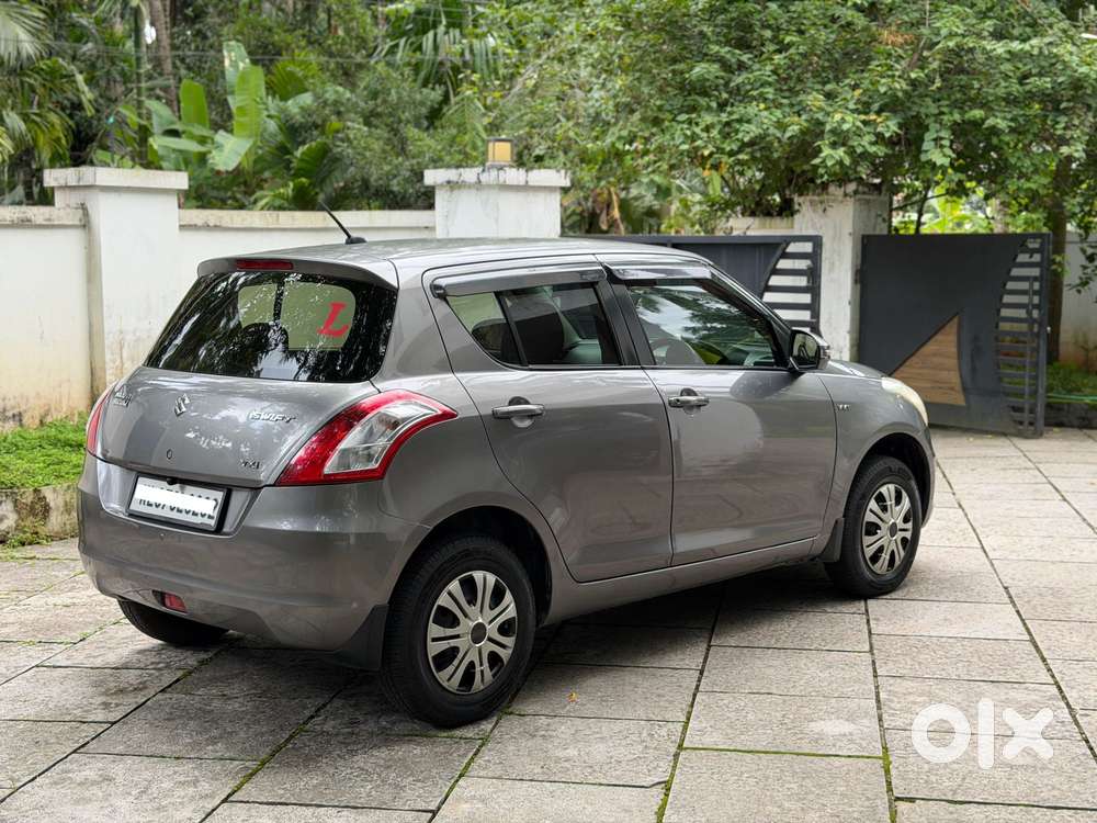 Maruti Suzuki Swift Vxi Optional, 2017, Petrol