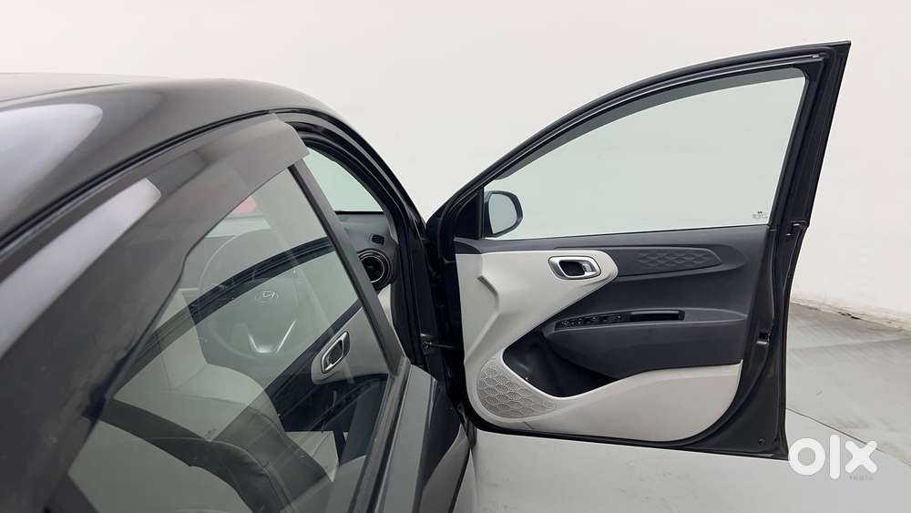 Hyundai Aura 1.2 Sx Cng, 2022, Cng & Hybrids