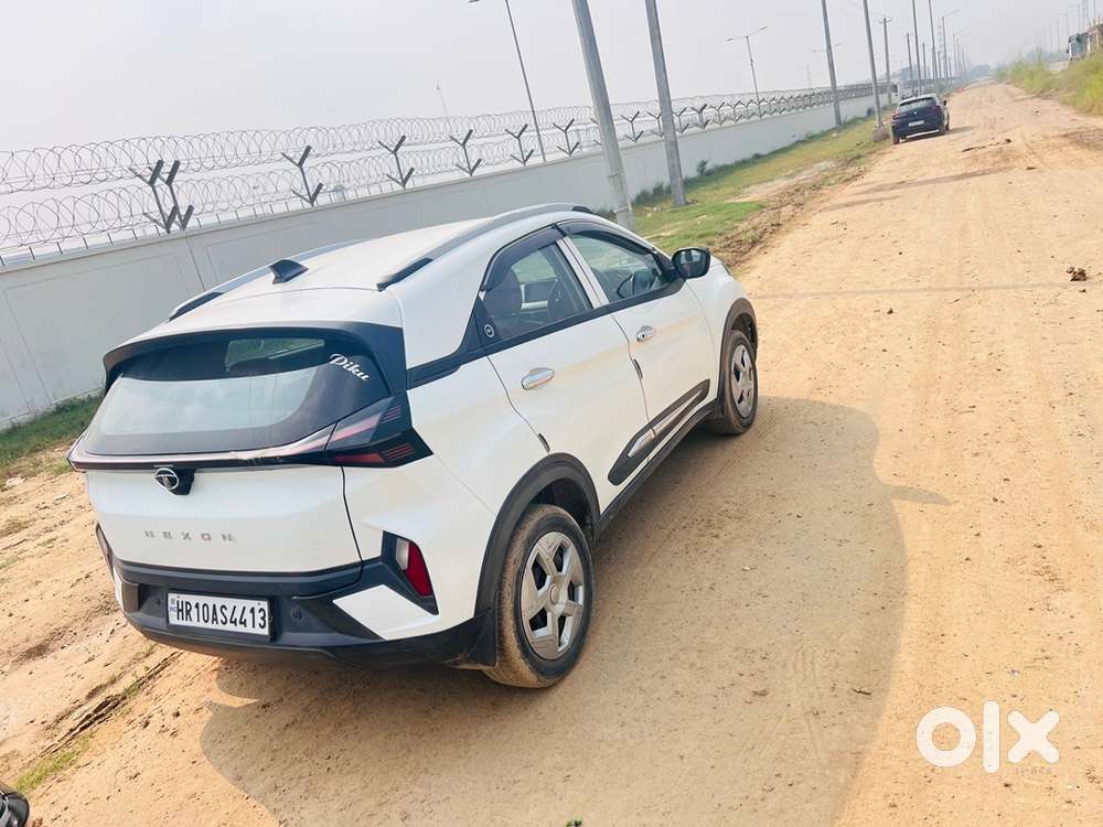 Tata Nexon Smart 2024