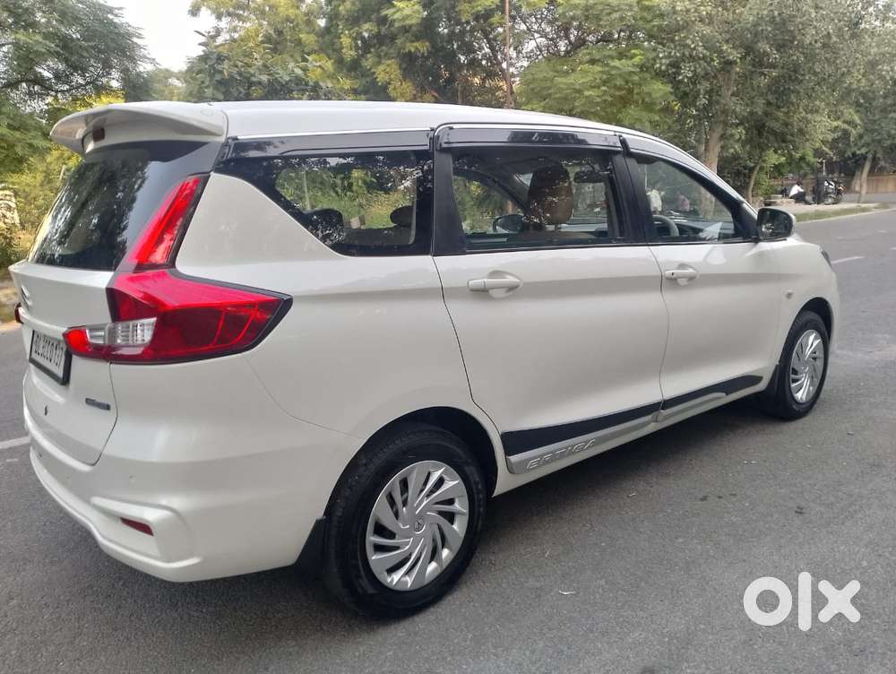 Maruti Suzuki Ertiga Lxi Option, 2018, Cng & Hybrids