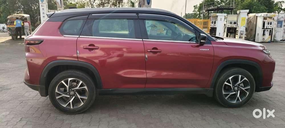 Toyota Urban Cruiser Hyryder 1.5 V Hybrid, 2023, Petrol