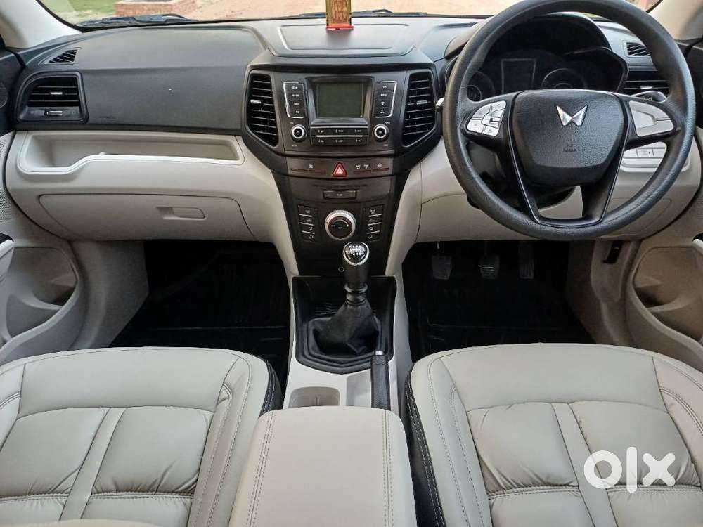 Mahindra Xuv300 W6 Amt Diesel, 2023, Diesel