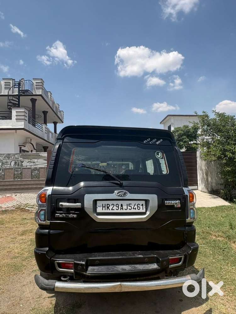 Mahindra Scorpio Classic 2015 Diesel Well Maintained